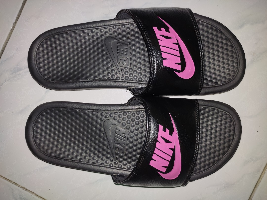 old nike slippers