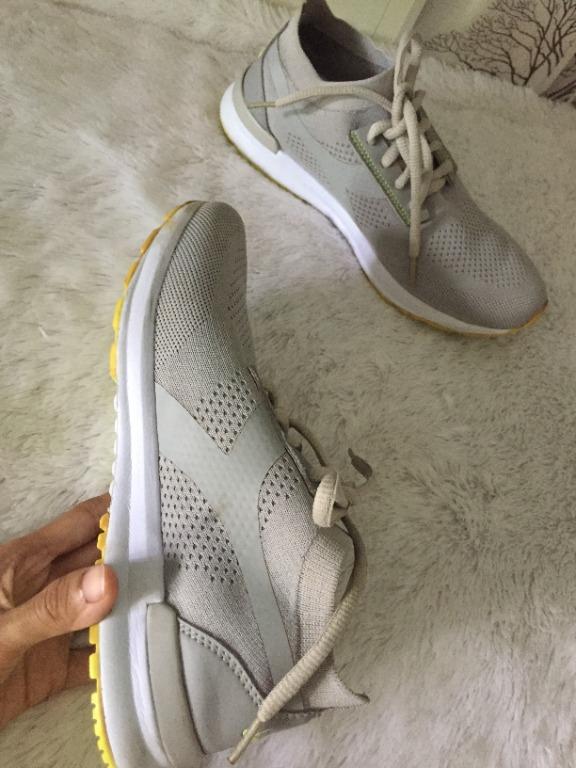 Preloved Sepatu Diadora Leranzo w