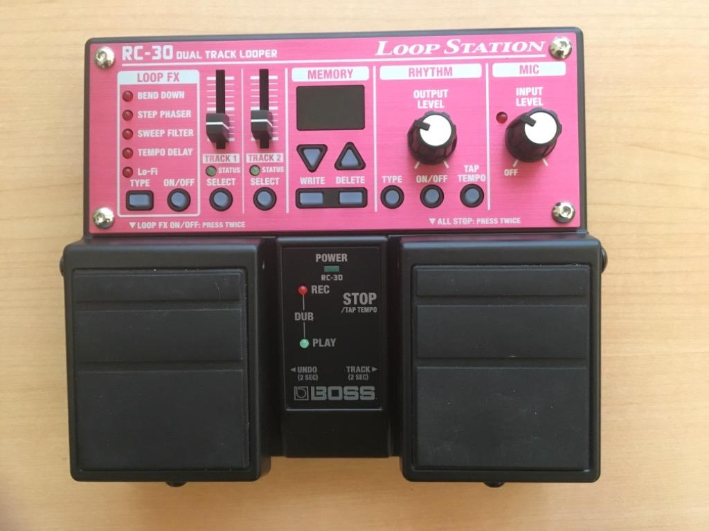 RC30, a Twin Boss RC 30 multitrack looper with two synchronized stereo tracks and builtin loop