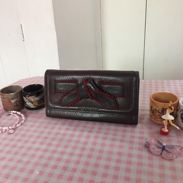 See by Chloe Wallet (Category: Luxury Bags & Wallets) located in Rizal. Submitted by SummerPeaCloset (Listing ID 1171044236, Image 1). Description: See by Chloe Wallet With Code In good conditon NGA .