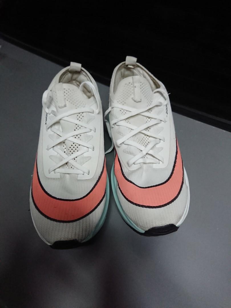 sepatu running nike zoom