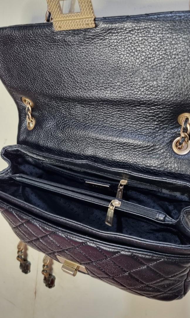 Sisley Chain Sling Bag, Women's Fashion, Bags & Wallets, Shoulder Bags