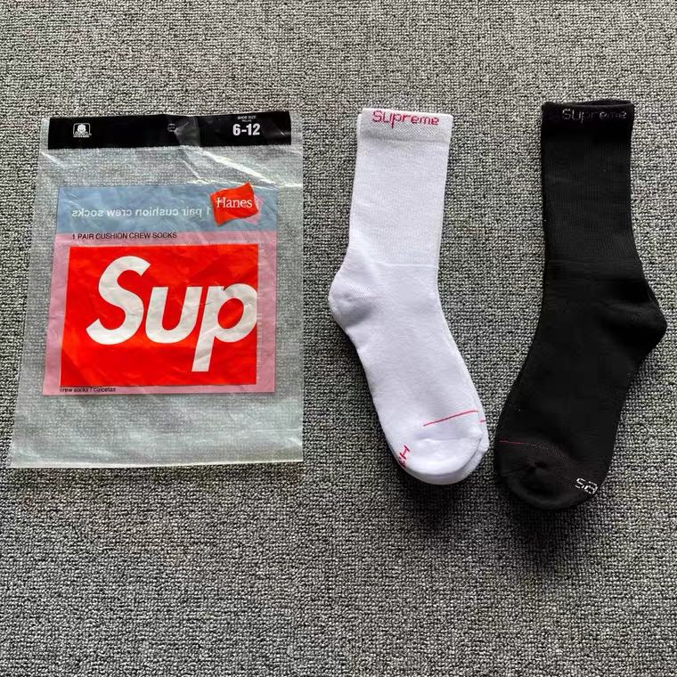 低廉 Supreme Hanes Crew Socks 2足 Olive