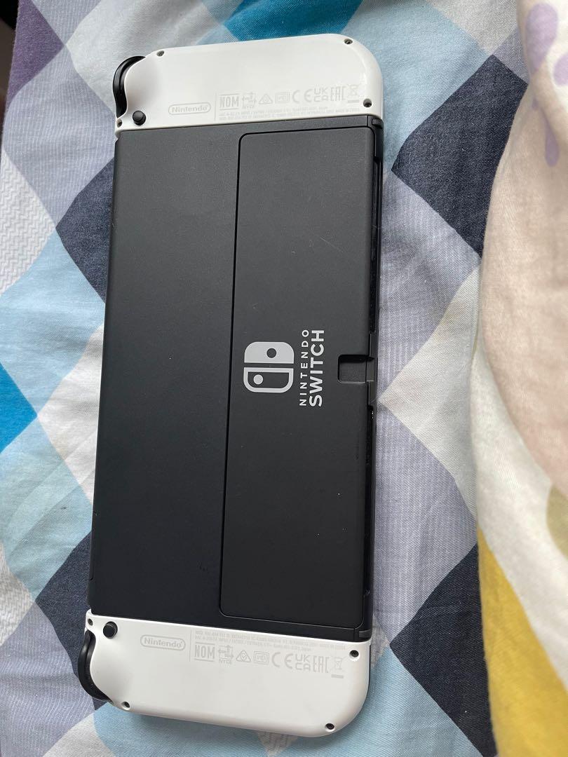 Switch oled （分類：Nintendo 任天堂）位於 Hong Kong。 由 hello030396 提交（商品編號 1170906195，圖片 2）。簡介： 1月入手 都冇點玩過 擺多過玩所以放售 齊配件 冇盒 冇單 可小議。