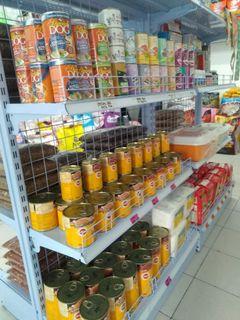 Tails & Feathers pet/poultry food and accessories