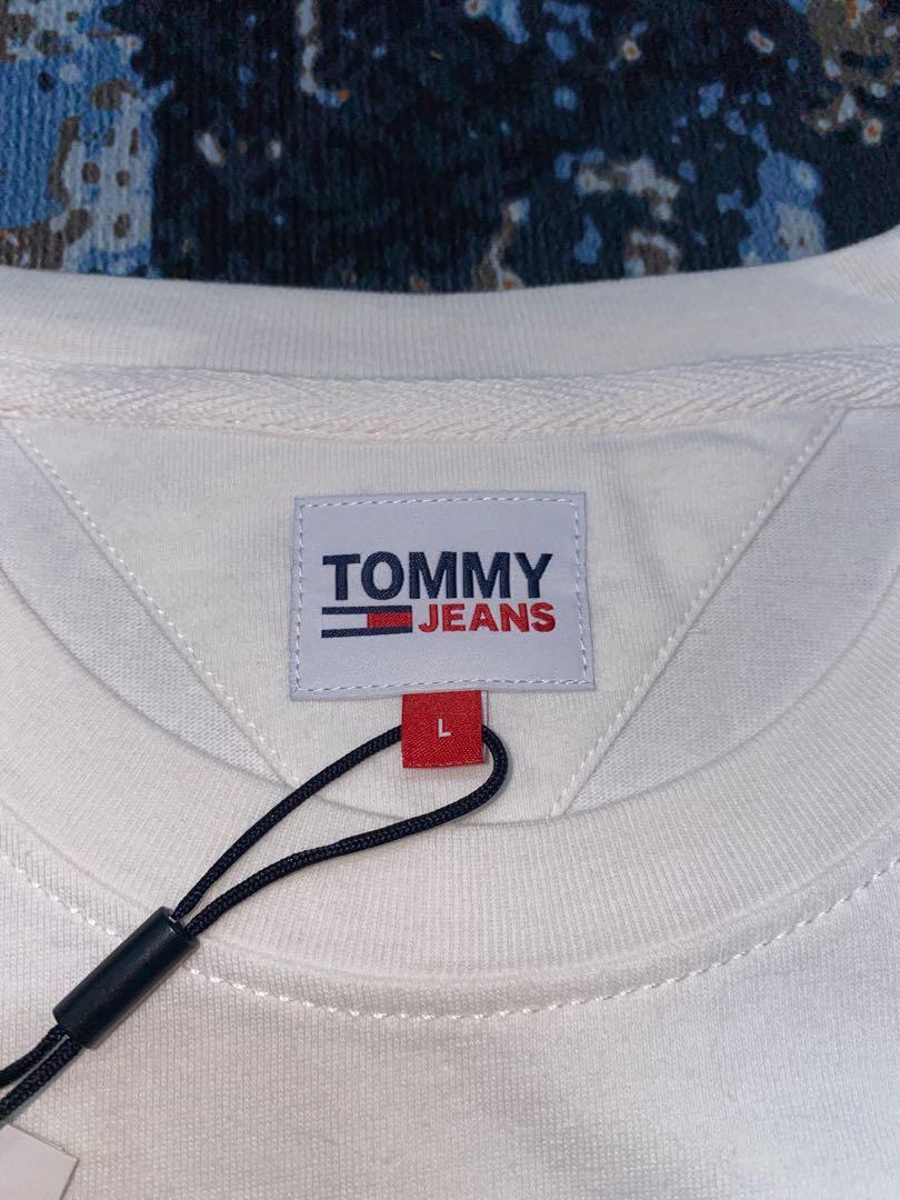 Mens TOMMY HILFIGER t-shirt white L Brand new! Original tag still on