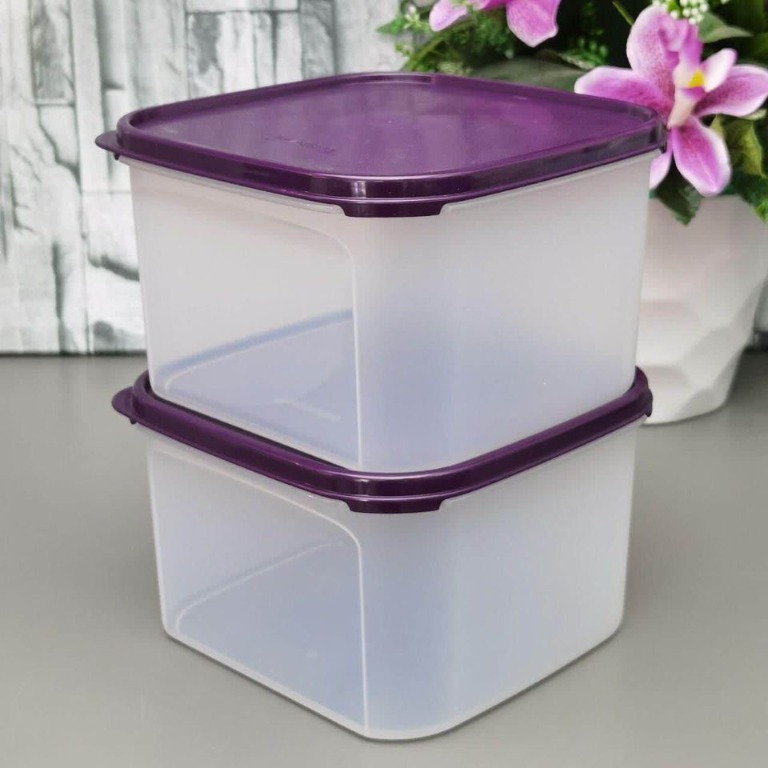 Tupperware 6L cake carrier, Furniture & Home Living, Kitchenware &  Tableware, Other Kitchenware & Tableware on Carousell