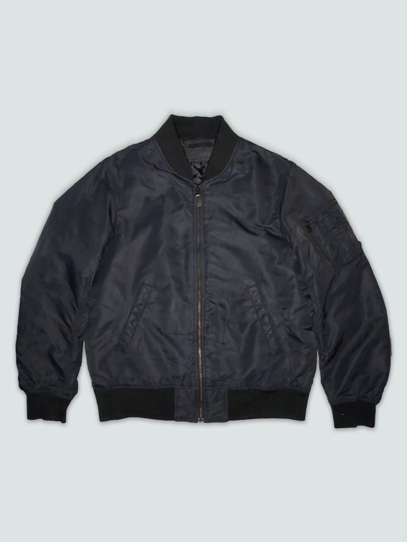 Uniqlo black bomber jacket discount