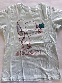 Uniqlo Graphic Snoopy Shirt