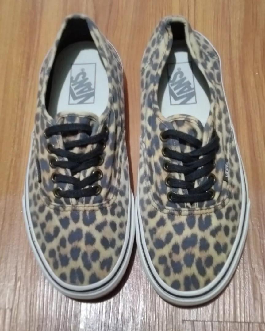 vans authentic van doren leopard
