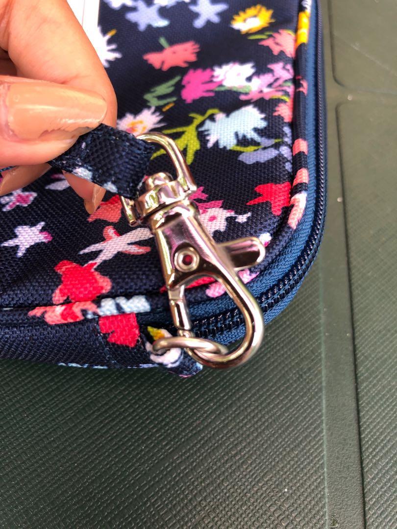 Vera bradley tech case wristlet online