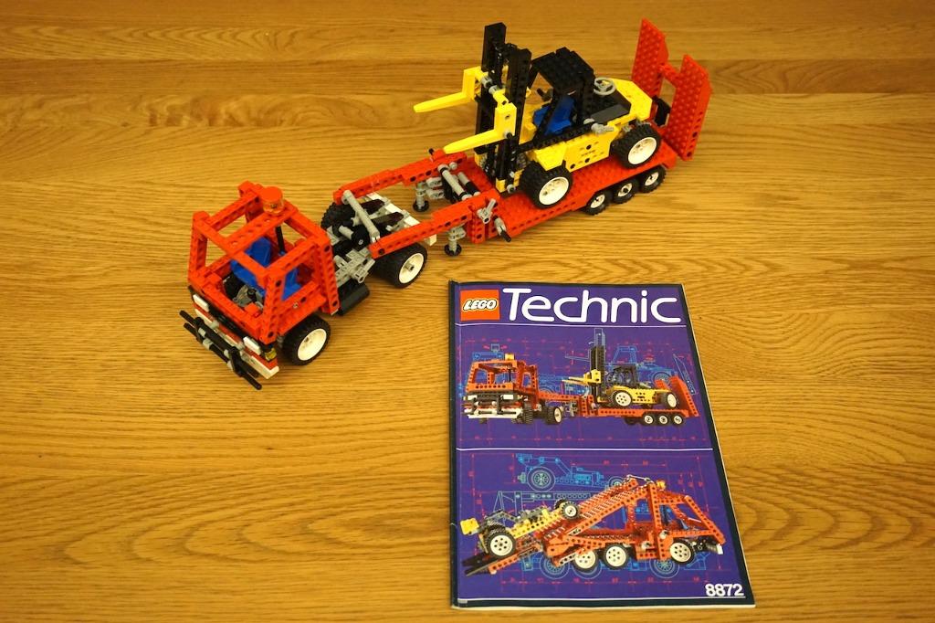 Vintage Technic LEGO set 8872 - Forklift Transporter, Hobbies & Toys ...