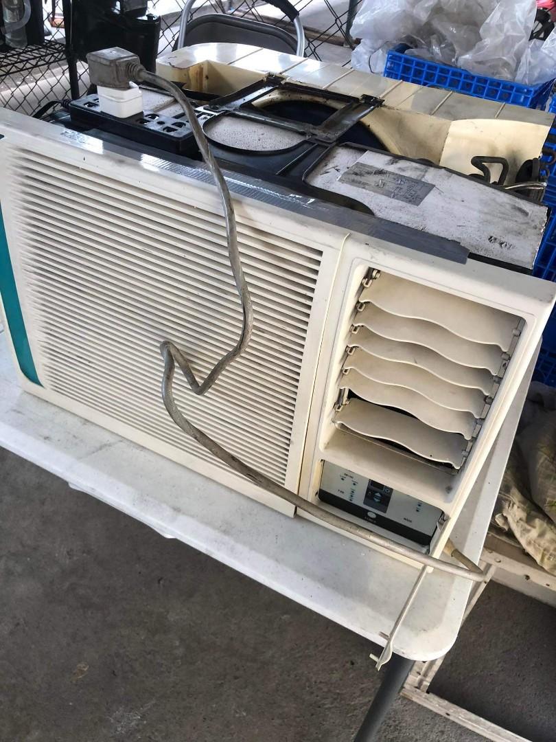 White Westinghouse 1.5hp, TV & Home Appliances, Air Conditioning and