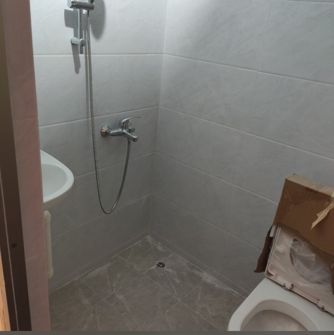 元朗站5分鐘步行到家（村屋一樓）建約250呎63438282620675113