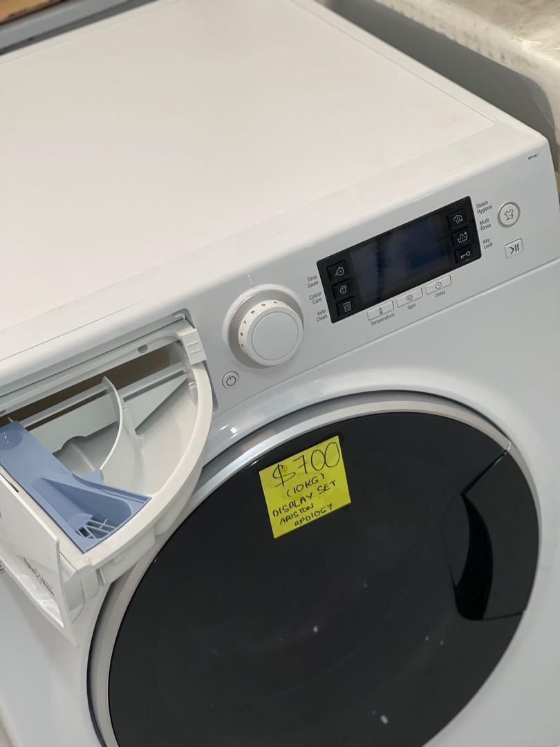 ARISTON FRONT LOAD WASHER (10KG) DISPLAY SET 700 Delivery add 50 One