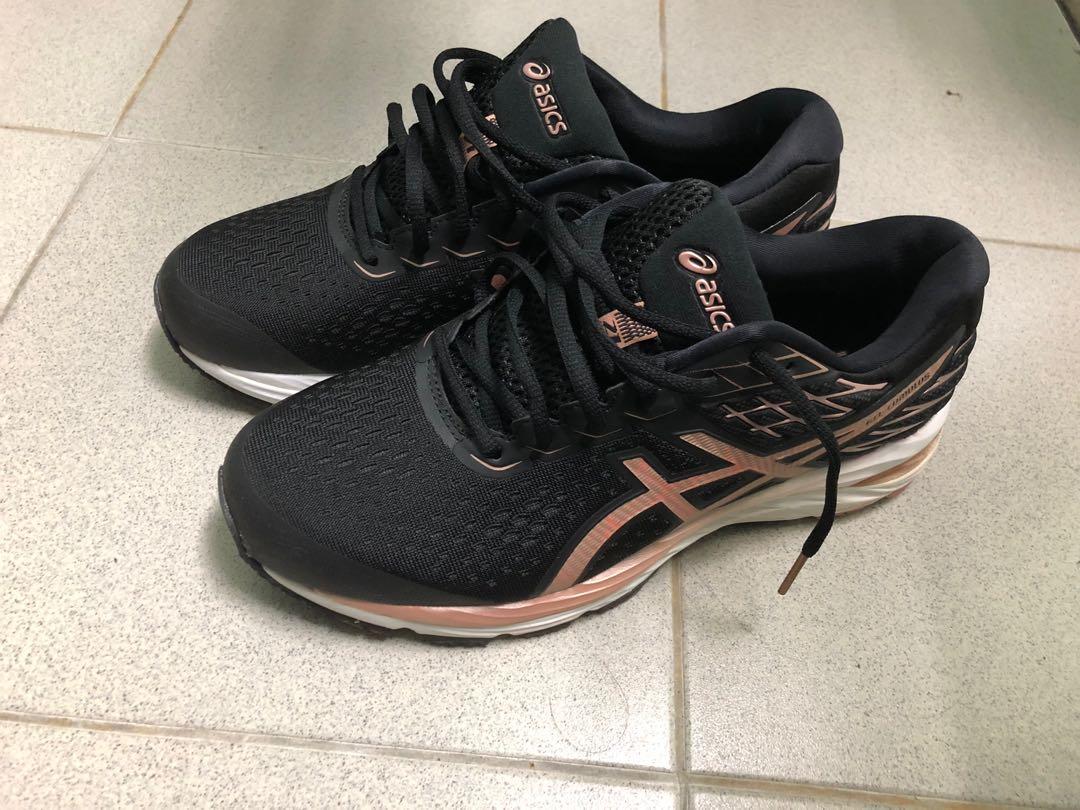 Asics Gel Cumulus 21 size UK 8 Men s Fashion Footwear Sneakers