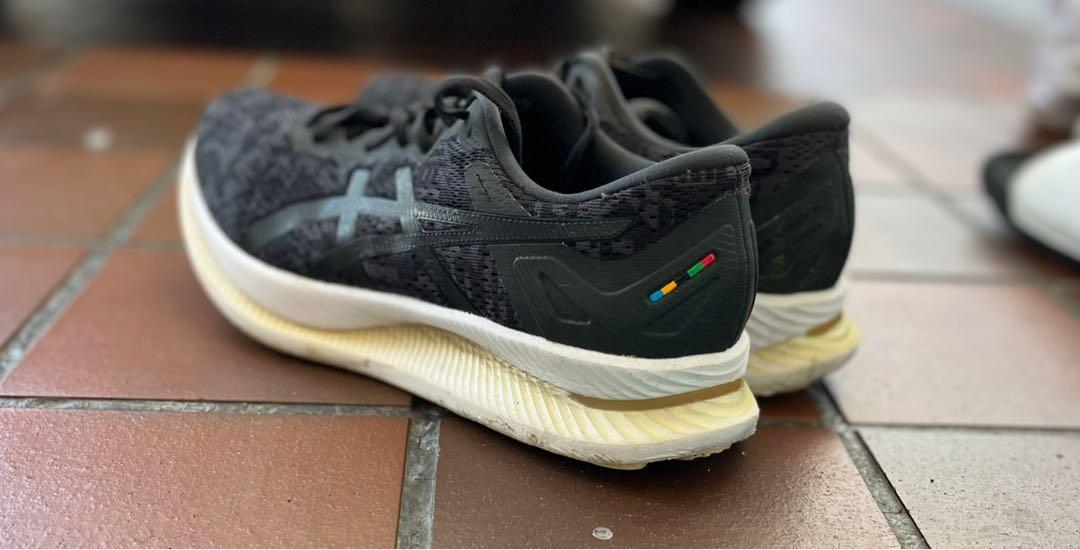 Asics glideride vs new balance 1080v10 cheap