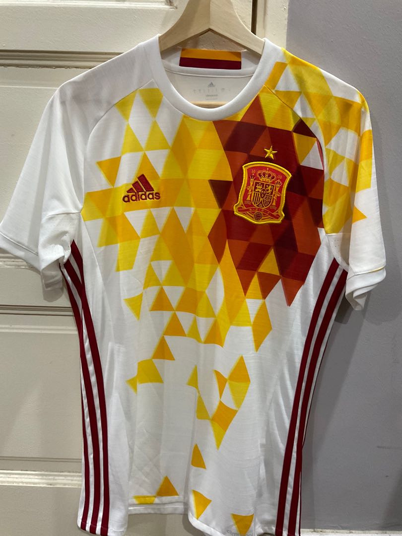 Spain 2016 away jersey sales