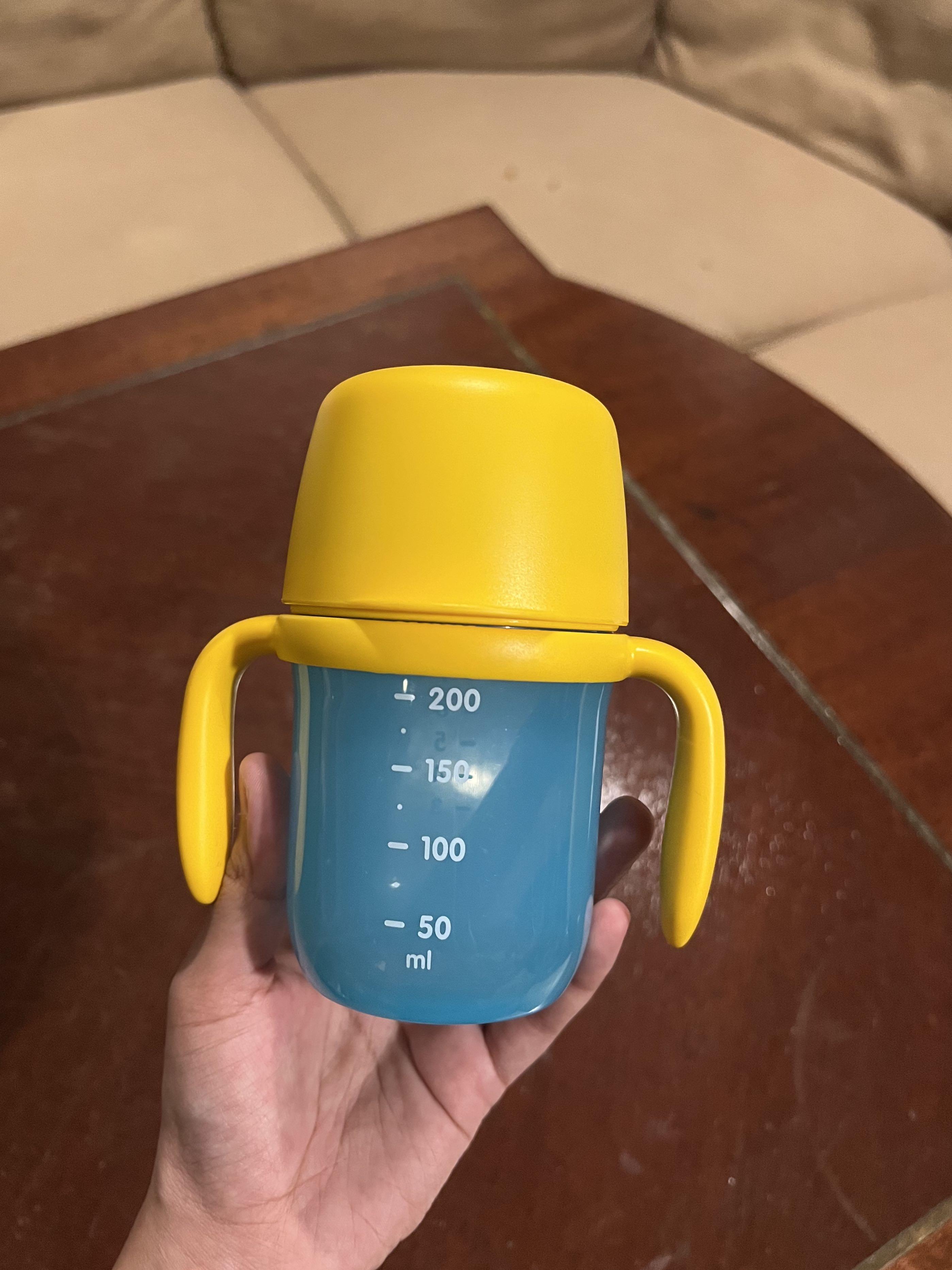 Tupperware baby cups top
