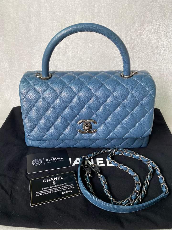 Chanel Medium Coco Handle, Luxury, Bags & Wallets on Carousell