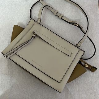 （分類：）位於 。 由 mavisblo 提交（商品編號 1171186069，圖片 1）。簡介： 。
