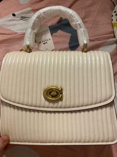 （分類：）位於 。 由 stephanie2707 提交（商品編號 1171247787，圖片 1）。簡介： 。