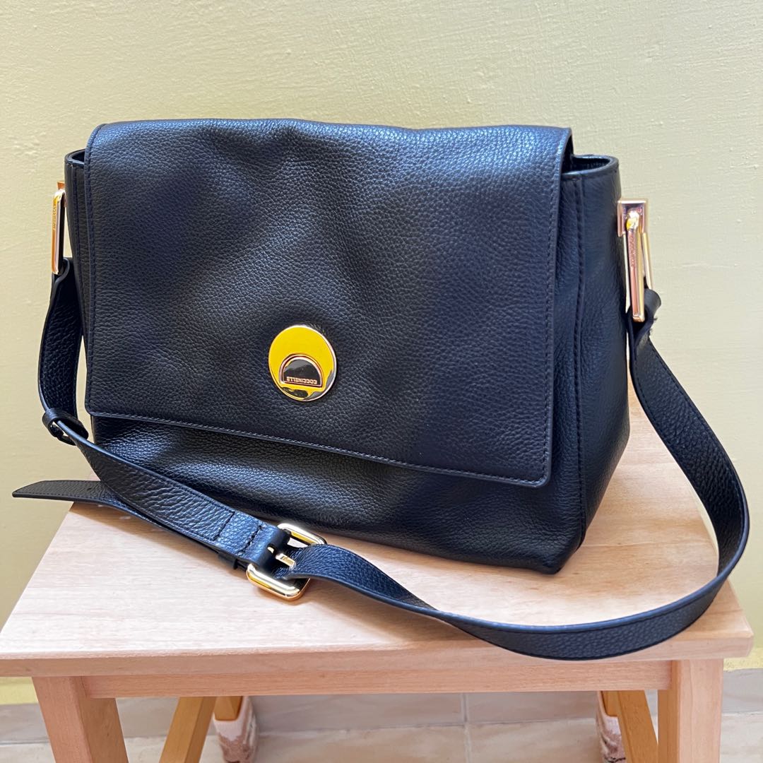 COCCINELLE Liya Black Leather Shoulder Bag Crossbody Women s