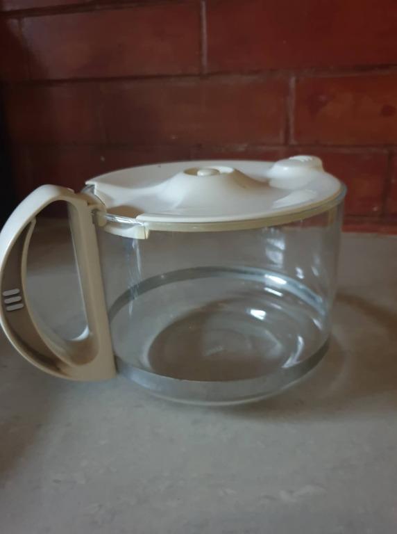 coffee pitcher (Category: Coffee & Tea Tableware) located in Pasig City. Submitted by germainepatdu (Listing ID 1171156063, Image 1). Description: spare coffee pitcher, coffee machine is no longer working .