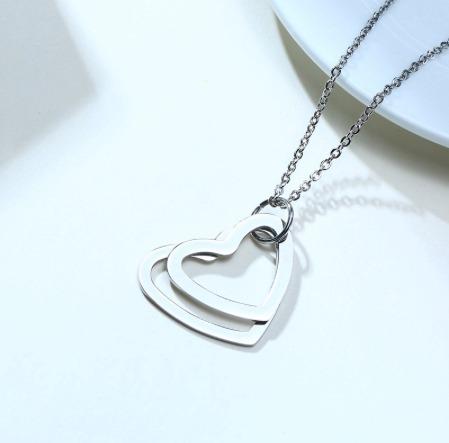Girlfriend discount boyfriend necklaces