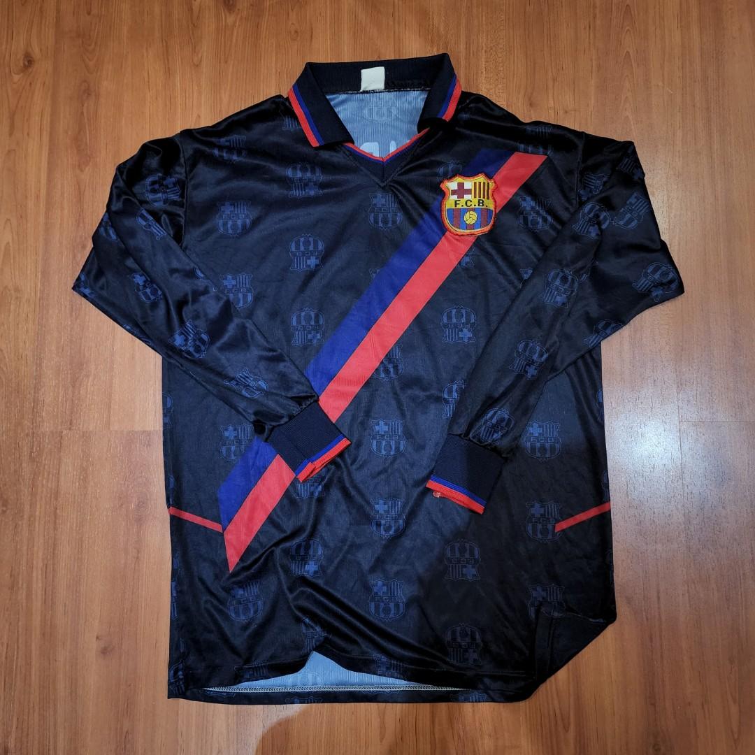 FCB Ronaldinho Soccer Jersey Kit, Men's Fashion, Activewear on Carousell