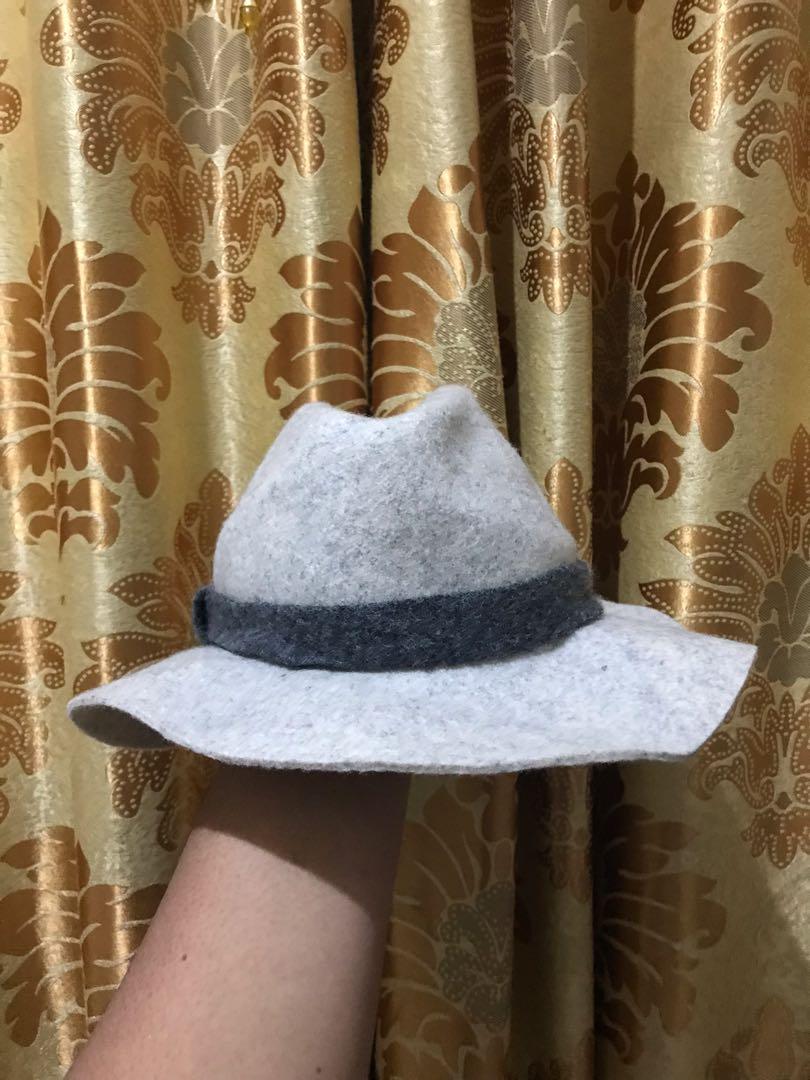 Hat zara home, Fesyen Wanita, Aksesoris 