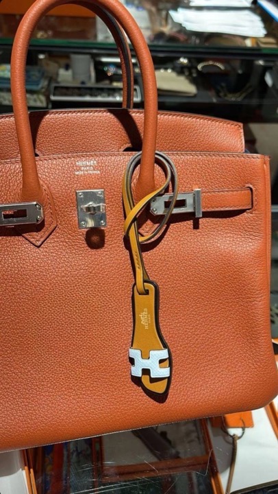 Hermes oran bag discount charm