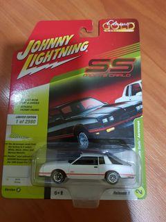 Johnny Lightning Monte Carlo Classic Car