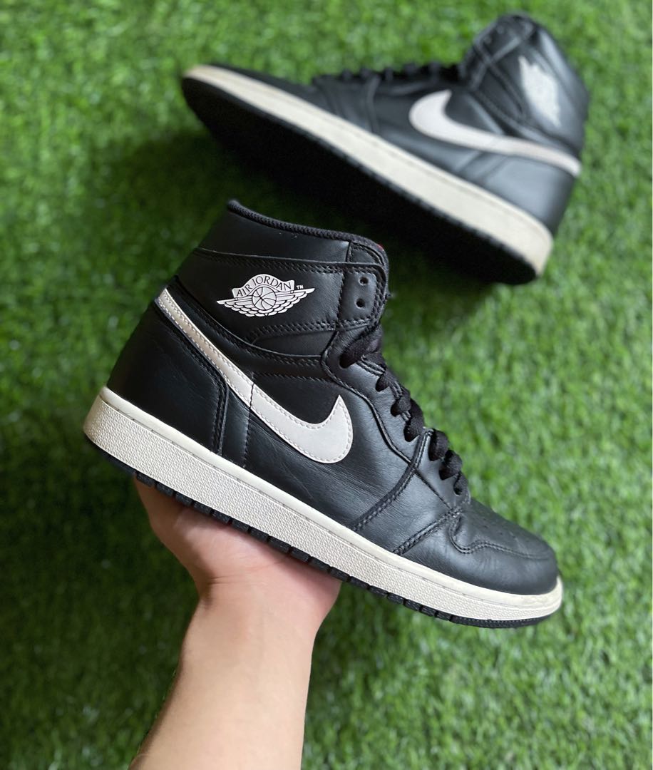 Yin yang sale black jordan 1