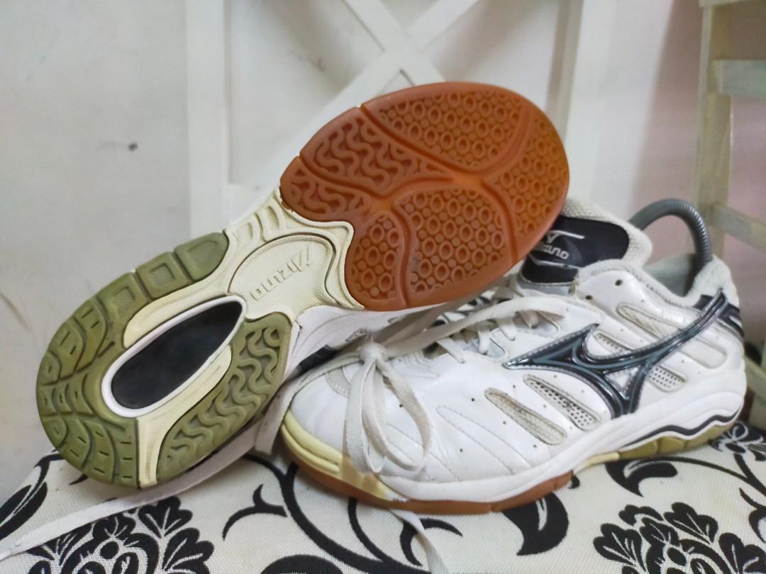 Kasut badminton mizuno online