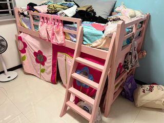 (Category: ) located in . Submitted by flossy (Listing ID 1171235201, Image 1). Description: .