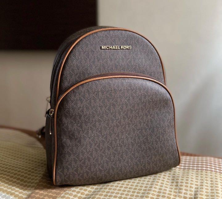 Abbey medium logo online backpack