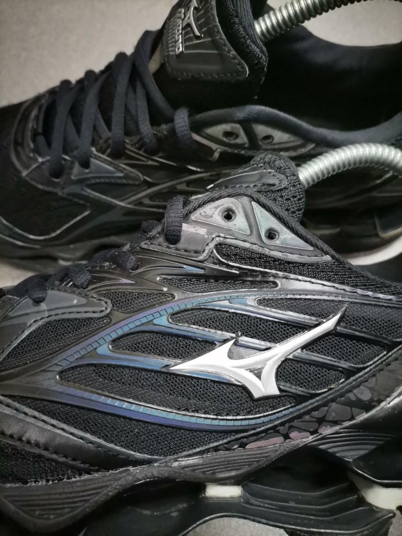 Mizuno wave prophecy 6 7.5UK