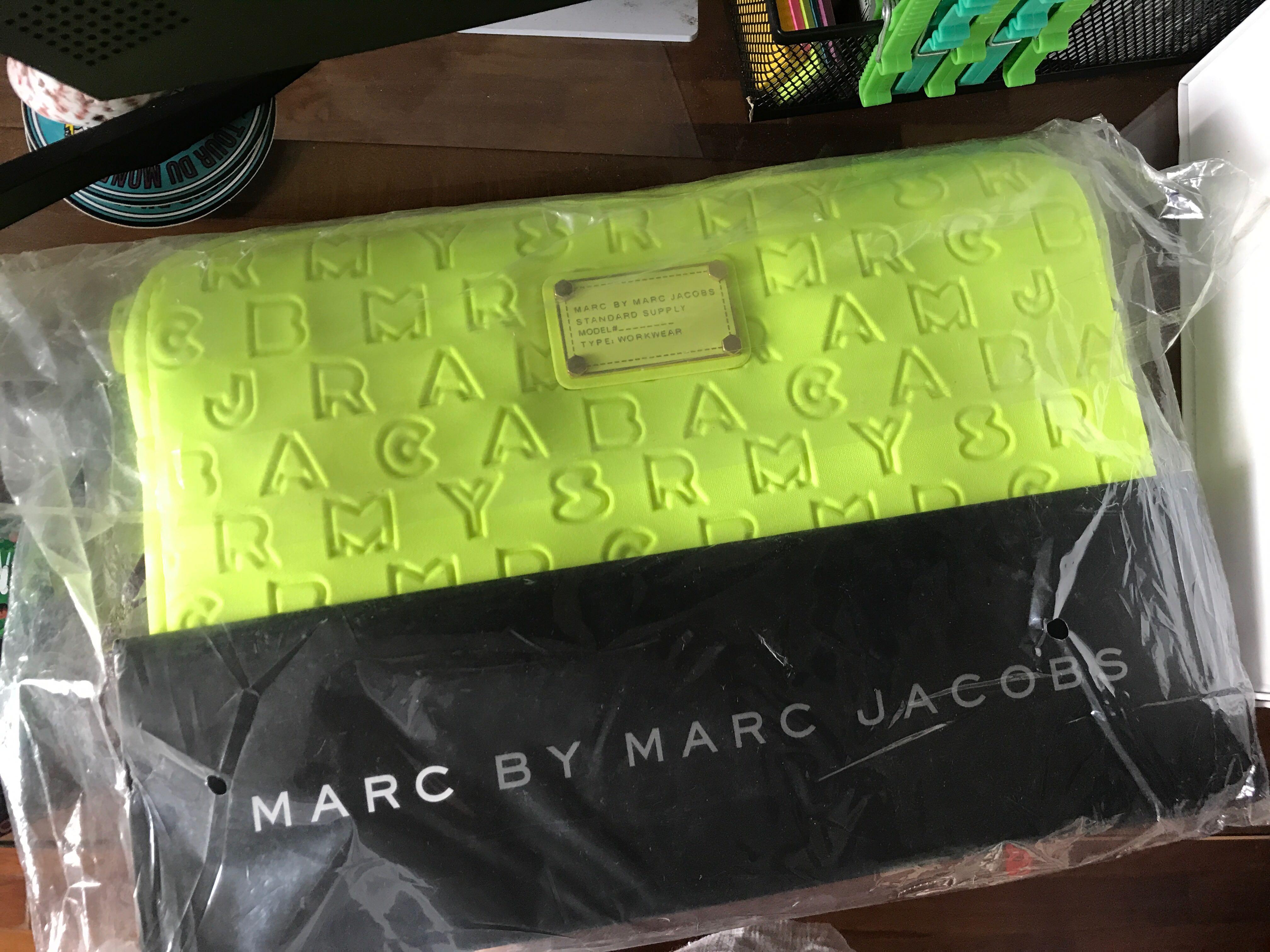 NEW Marc Jacobs laptop bag neon yellow Women s Fashion Watches