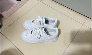 （分類：）位於 。 由 lizlaishit 提交（商品編號 1171234435，圖片 1）。簡介： 。