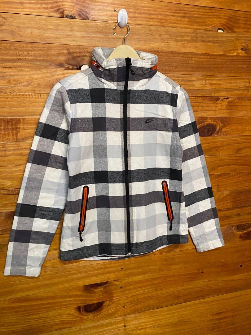 Nike hot sale plaid jacket