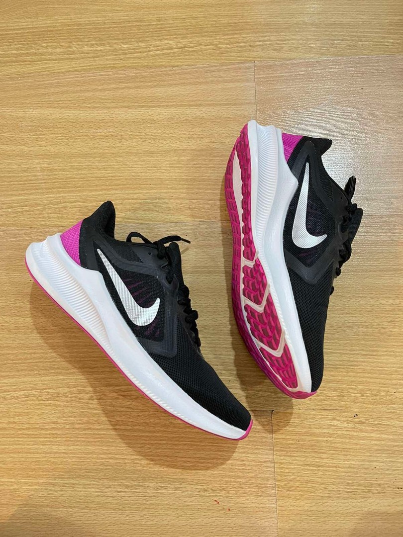 cheap nike sneakers women