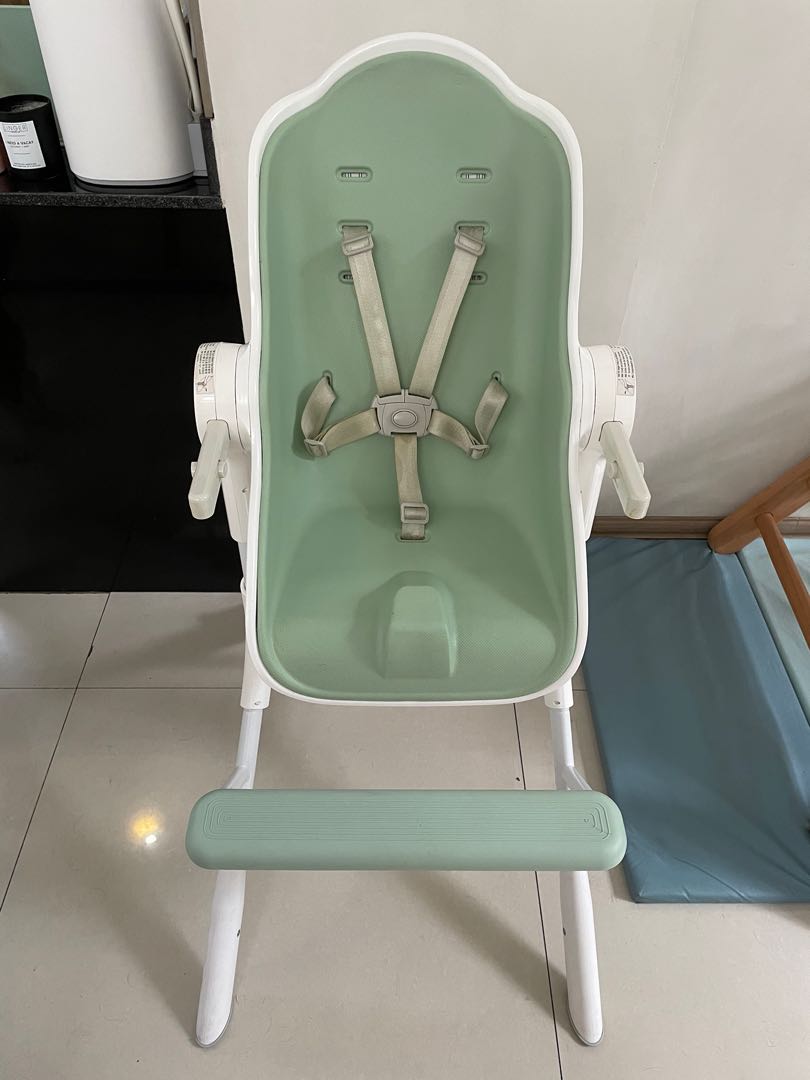 Oribel Cocoon Z high chair (green), Babies & Kids, Nursing & Feeding