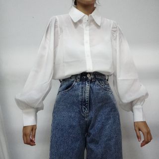 (Kategori: ) berada di . Dikirim oleh twentythrift (ID iklan 1171256396, Gambar 1). Deskripsi: .