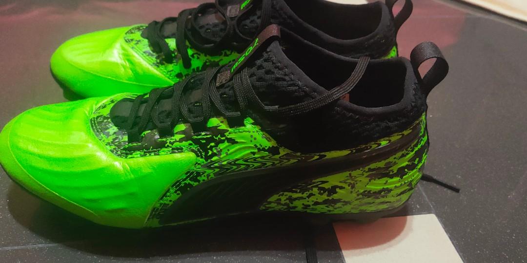 FOOTBALL BOOTS Puma One Men s Fashion Footwear Boots on Carousell
