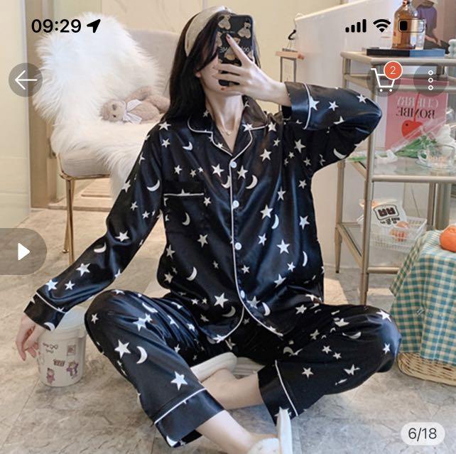 Pyjamas (Category: New Undergarments & Loungewear) located in Singapore. Submitted by sinderjen (Listing ID 1171075427, Image 1). Description: Very good material too bad i bought abit too big . 7xl Silk material very comfortable . I bought more then $15 . Interested can pm me.