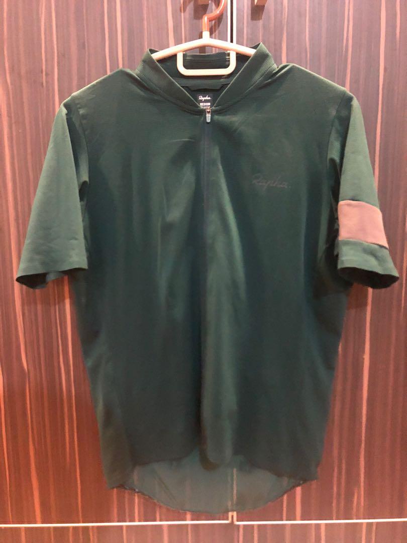 Rapha Jersey (Category: Activewear) located in Bangi. Submitted by nizarsuhaimi (Listing ID 1171241098, Image 1). Description: Condition 9/10 Beli dgn org x sempat pakai sbb besar Size M.