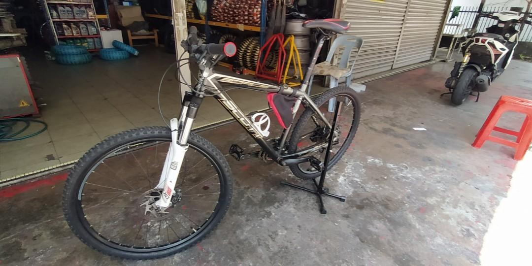 scott scale 26 Sports Equipment Bicycles Parts Bicycles on