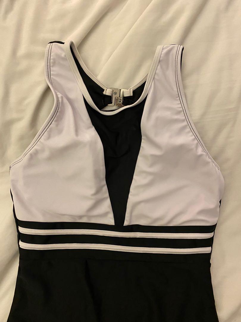 Shein One Piece (Category: Bikinis & Swimsuits) located in Cebu City. Submitted by vanmags (Listing ID 1171131809, Image 3). Description: Good as brand new No flaws Stretchable to Medium With surprise freebie if 5 items and up Rfs: decluttering .