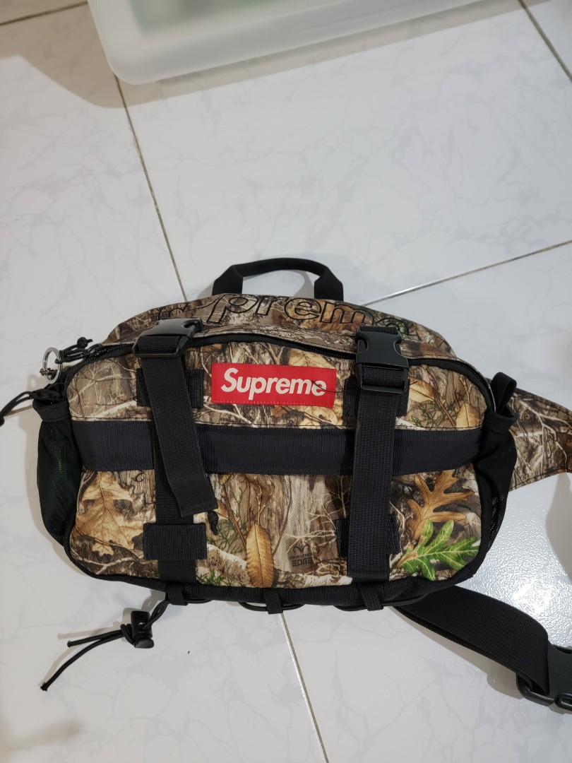 Supreme Waist bag Fw19 袋, 男裝, 袋, 背包- Carousell